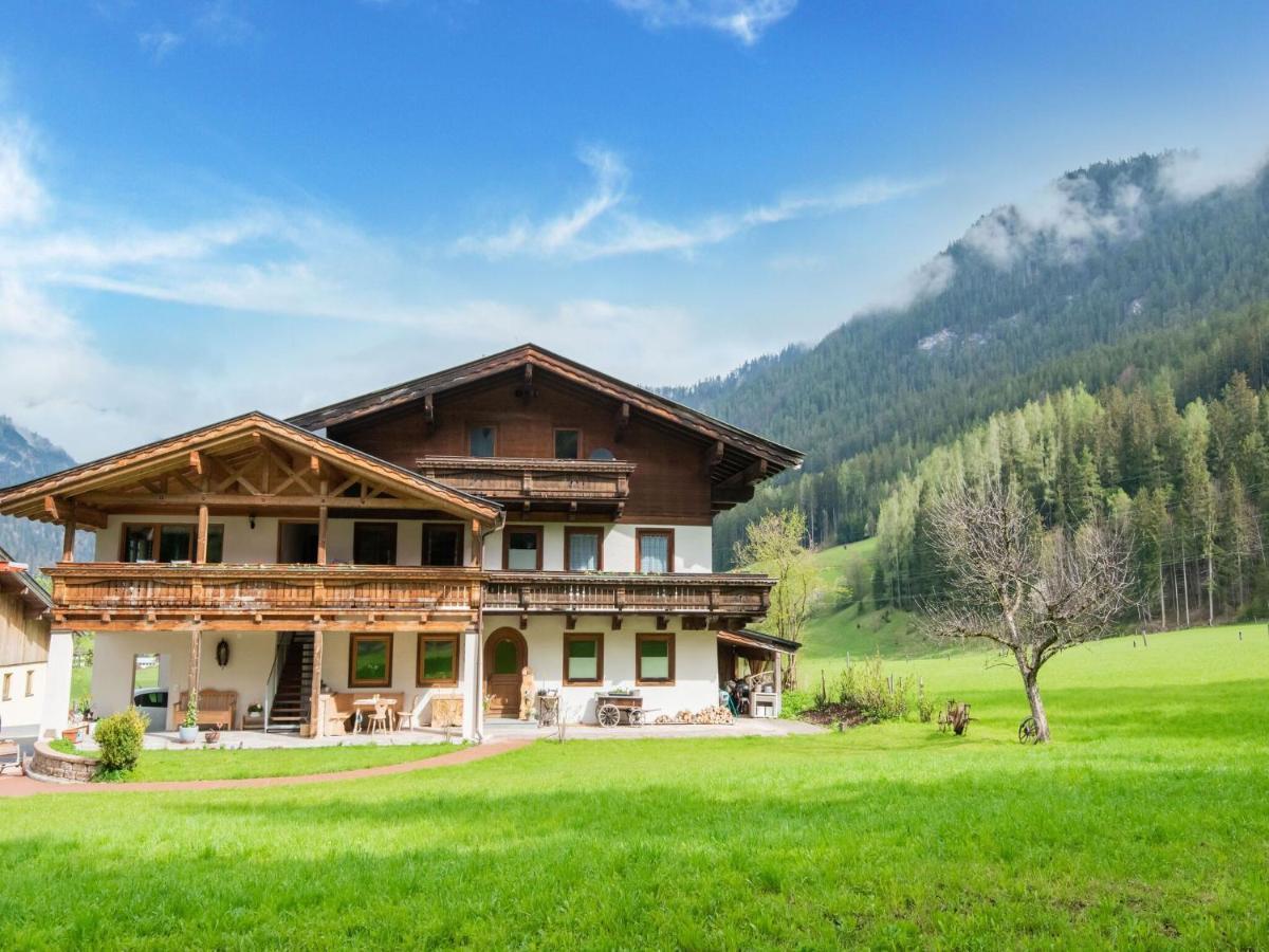 Apartment In Saalfelden Am Steinernen Meer Eksteriør billede