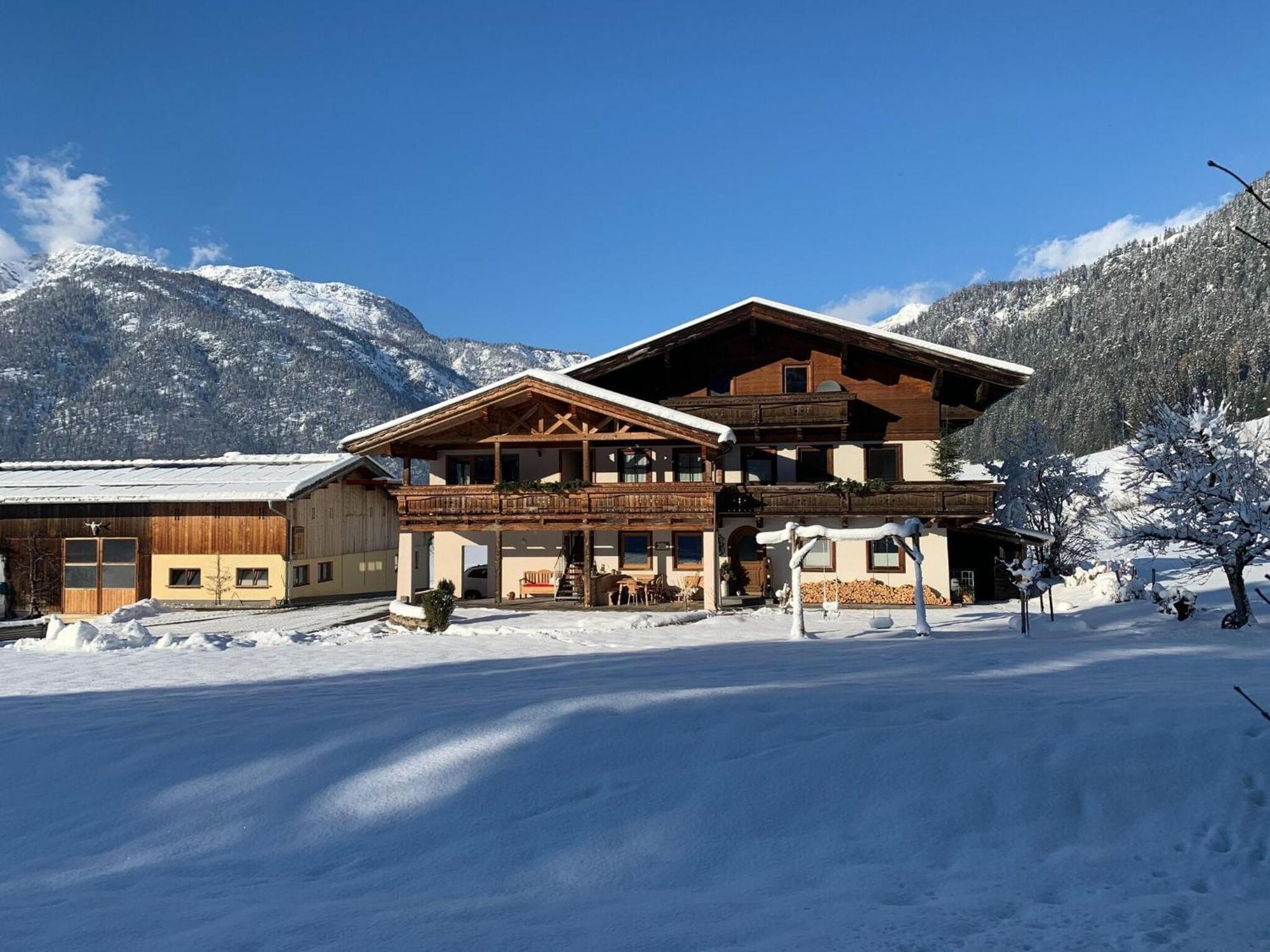 Apartment In Saalfelden Am Steinernen Meer Eksteriør billede